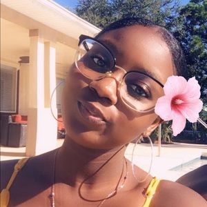 Meet your Posher, Jahniya